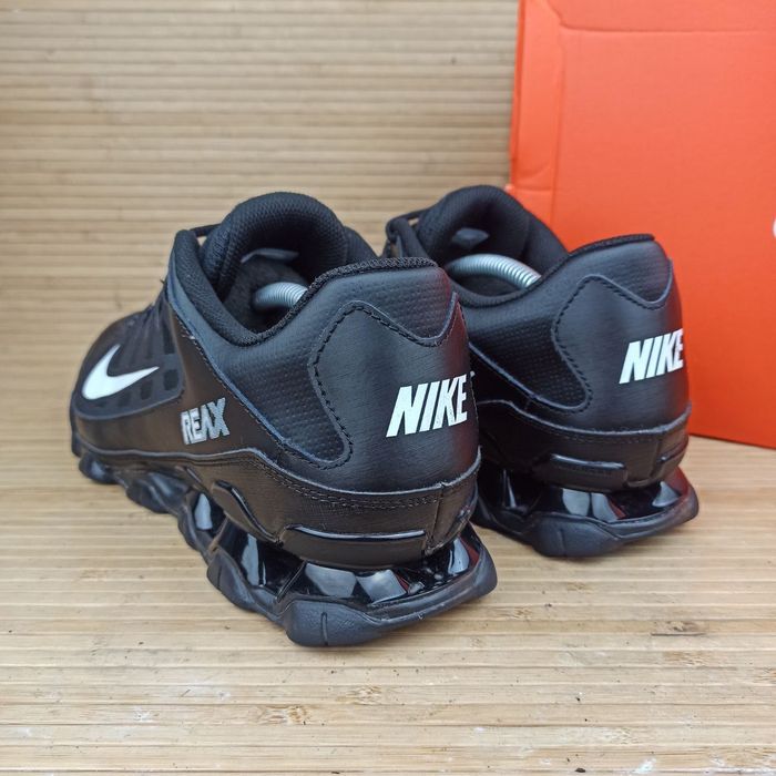 Кросівки Nike Reax 8 Tr Mesh Розмір 47 (30,5 см.)