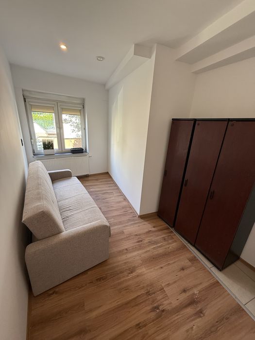 Przestronne mieszkanie / Lokal usługowy 80 m² | Rampa dla wózków | Parking | ul. Polanka, Poznań