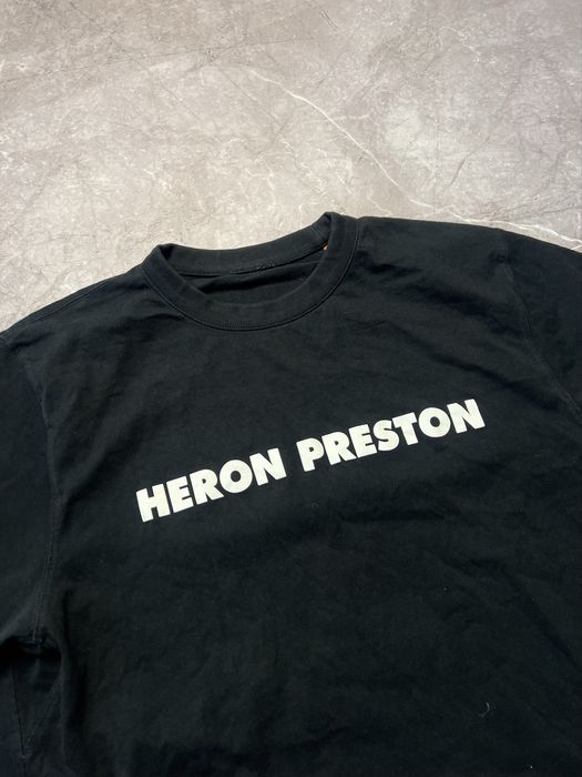 Футболка heron preston