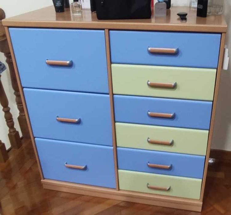 Cama e Cómoda de Quarto Juvenil