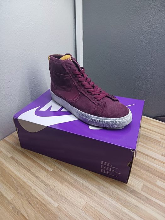 Nike blazer sb Maroon