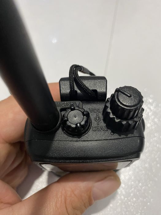 Yaesu VX-6R рація