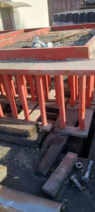 Wibroprasa pustaczarka