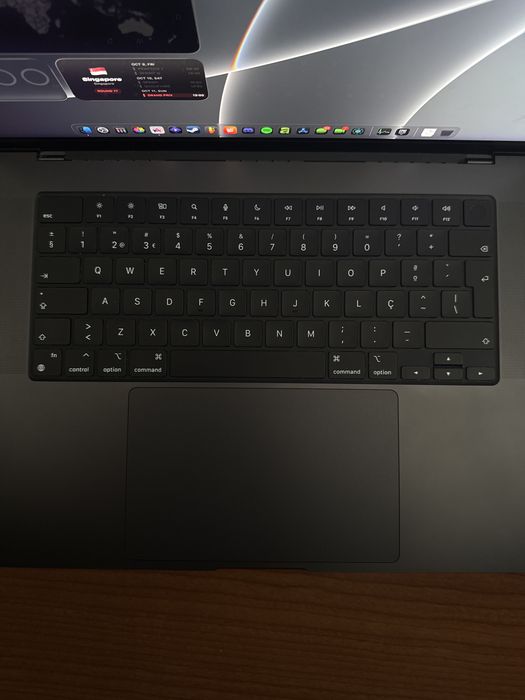 Macbook M3 Pro 16” 18GB RAM 500GB (2023)