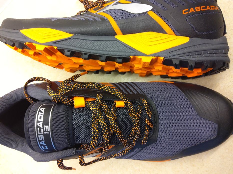Трейлові кросівки Brooks Cascadia  13