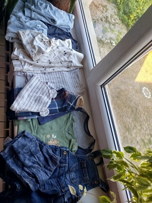 Лот одягу carter's 9 -12 міс. (H&M) 80 р.