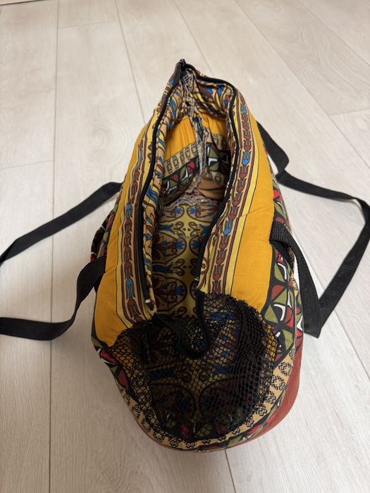 Універсальна переноска для котів