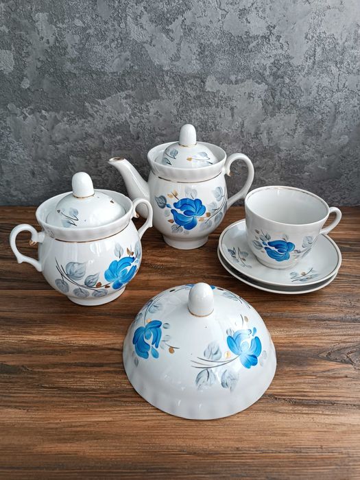 Посуд порцеляновий український іноземний супниця тарілки салатник чайн