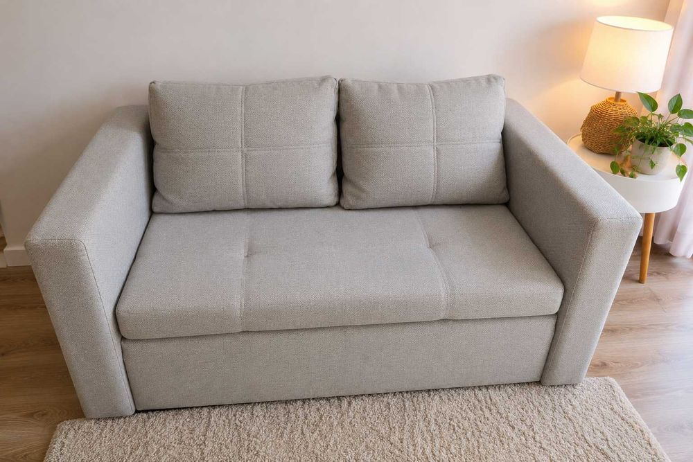 Sofa dwuosobowa Bunio rozkładana z pojemnikiem