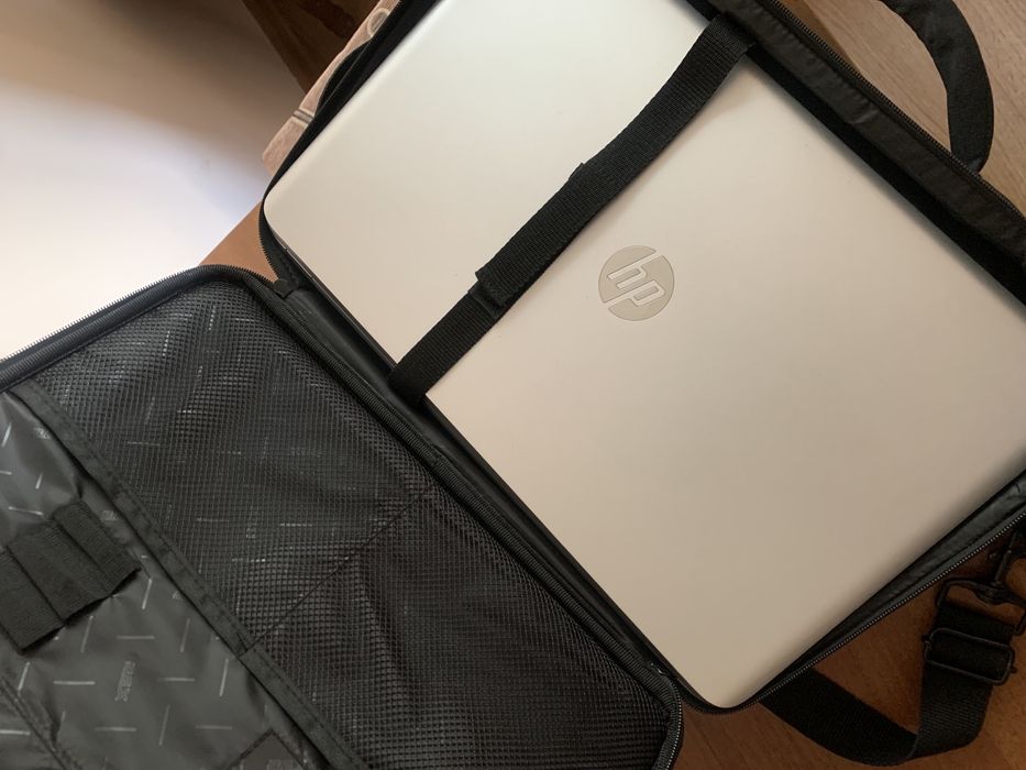 Ноутбук HP Envy 17-j012er