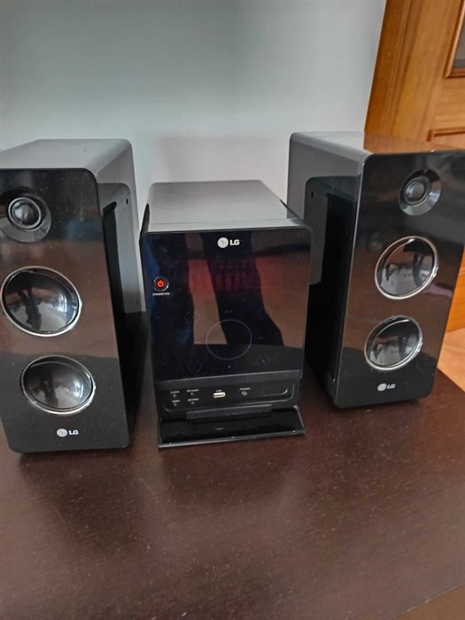 Aparelhagem LG, com leitor CD