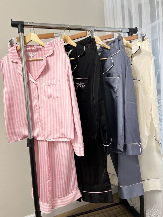 Сатинові піжами primark в розмірі XS S