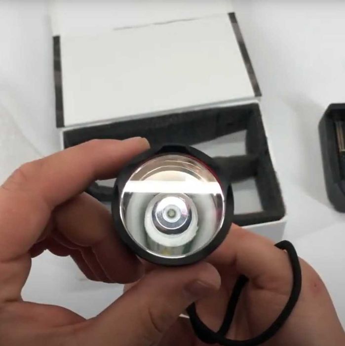 Тактический подствольный фонарь с креплением на ружье и выносной кнопк