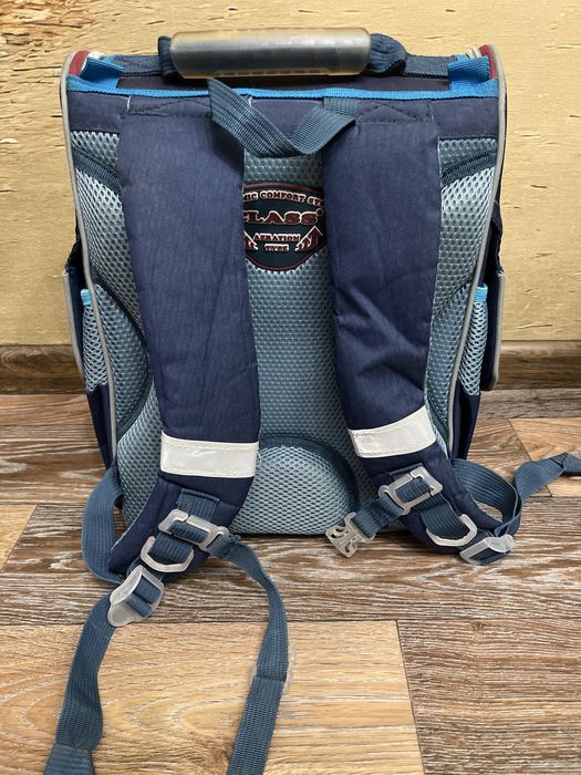 Ортопедичный рюкзак. 1/4 класс. Б/у