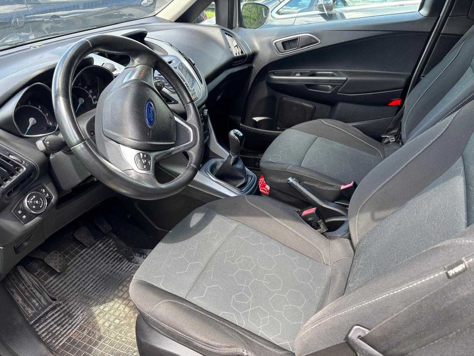 Samochód Ford B-MAx