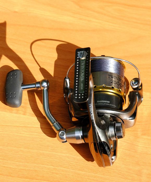 Shimano Twin Power 2500 FB
