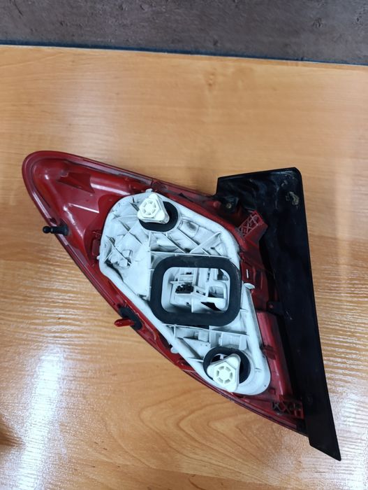 Lampa tył lewa Meriva B Europa