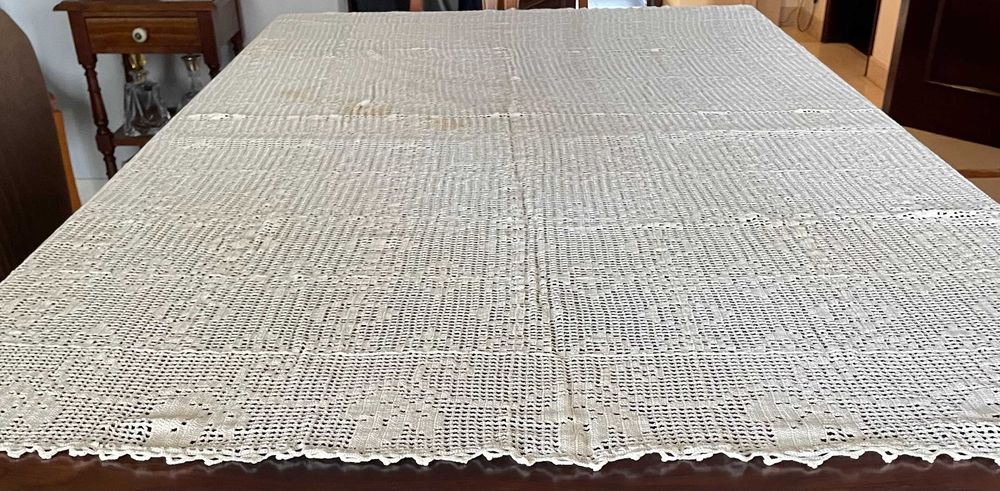 Toalha de mesa, de renda, beje 180 x 180 com