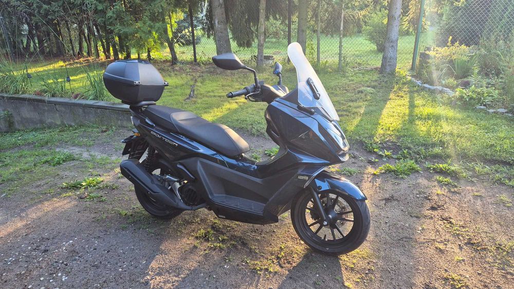 Kymco skytown 125 2025r. Przebieg 500 km.