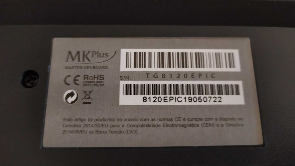 Teclado slim USB - retro iluminação azul - MK Plus