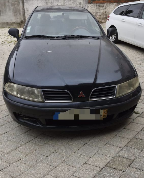 Mitsubishi Carisma 1.9 TD usado