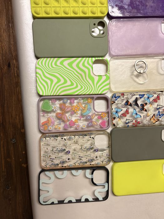 22 capas iphone 13