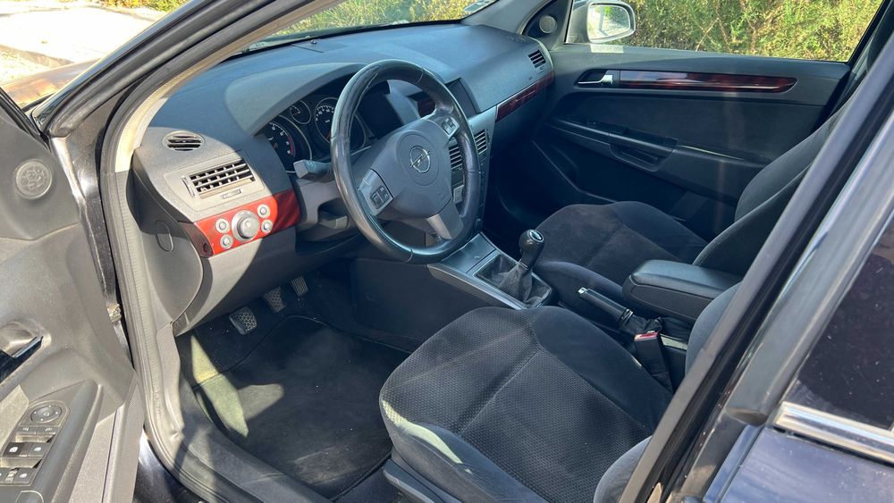 CarrinhaOpel Astra 1.4 Preto