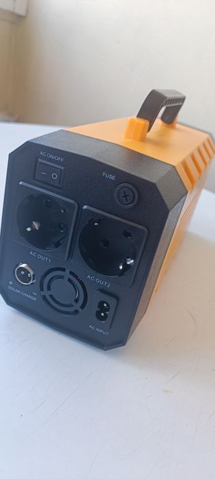 Портативная зарядная станция