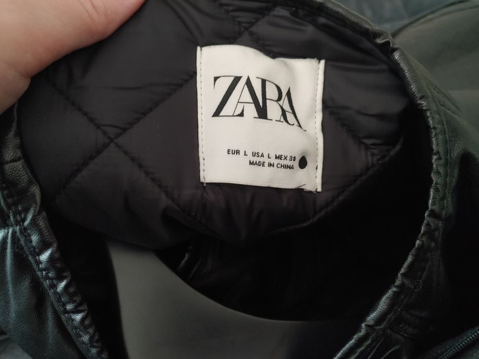 Стьобане пальто Zara еко шкіра чорне
