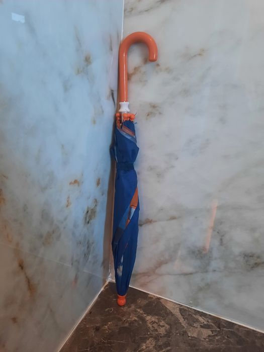 Chapéu de chuva menino