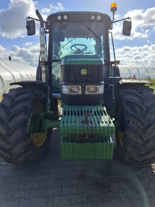 Sprzedam ciągnik John deere