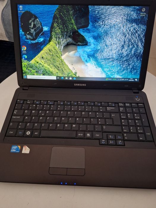Portátil Samsung 15.6" | Intel Core i5 | 4GB RAM | 500GB | Grafica Dedicada