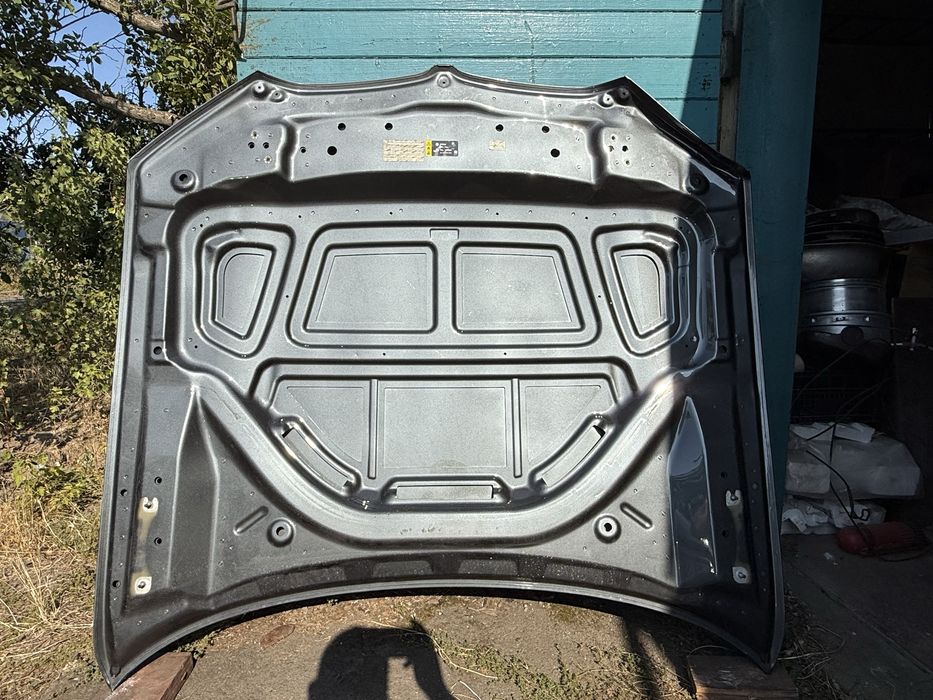 Капот оригинал б/у BMW G20 G21