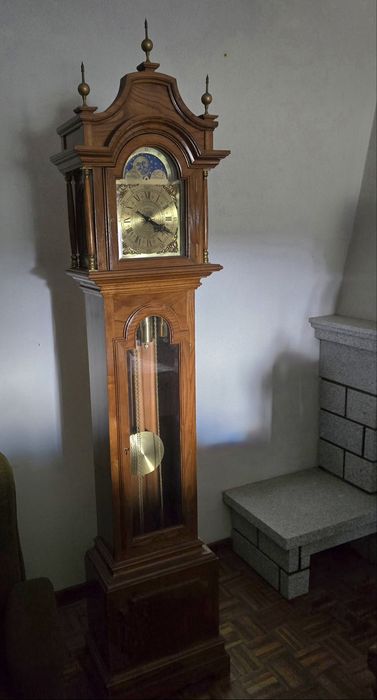 Relógio de Pé Reguladora com fase lunar (1955)