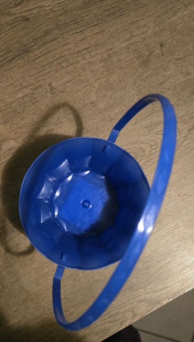 Plastikowe osłonki koszyczki