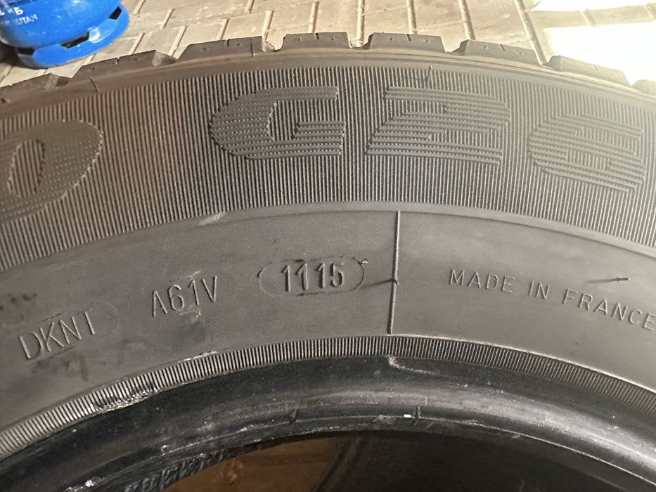 Opony 215/70/R15C