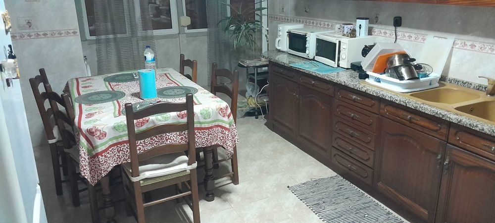 Arrendamento de quarto para solteiro(a)
