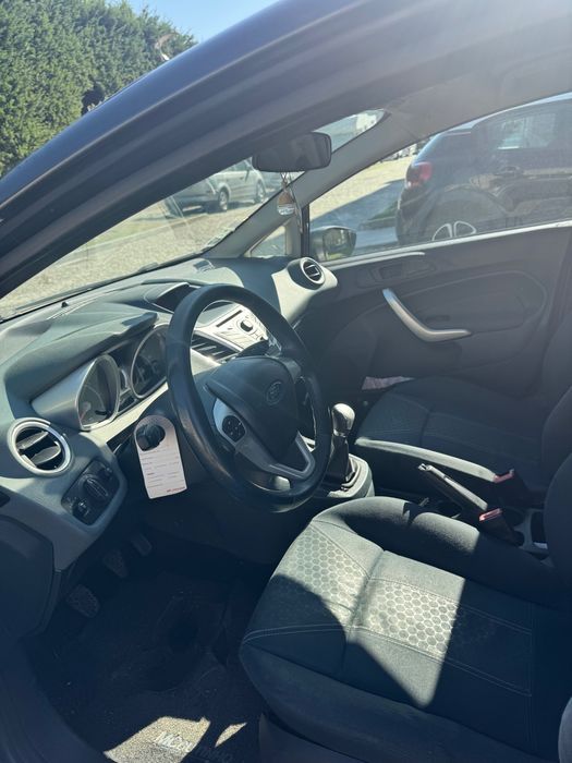 Ford fiesta titanium