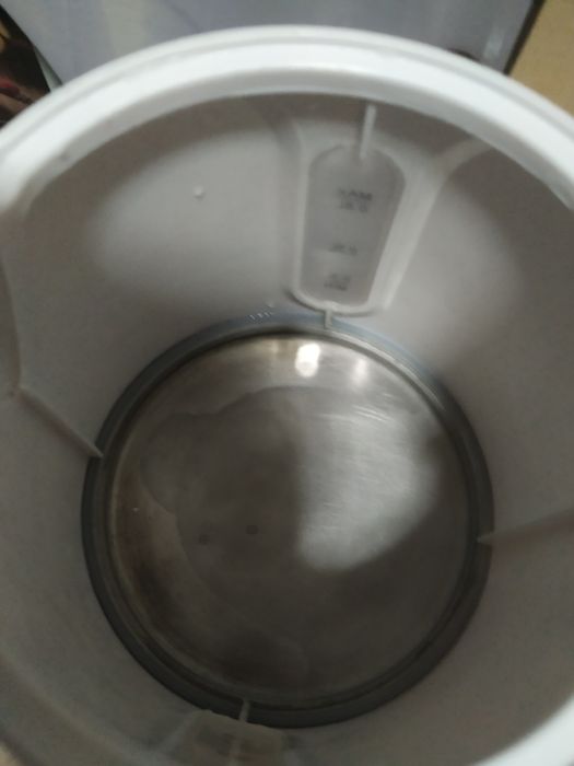 Czajnik elektryczny turystyczny