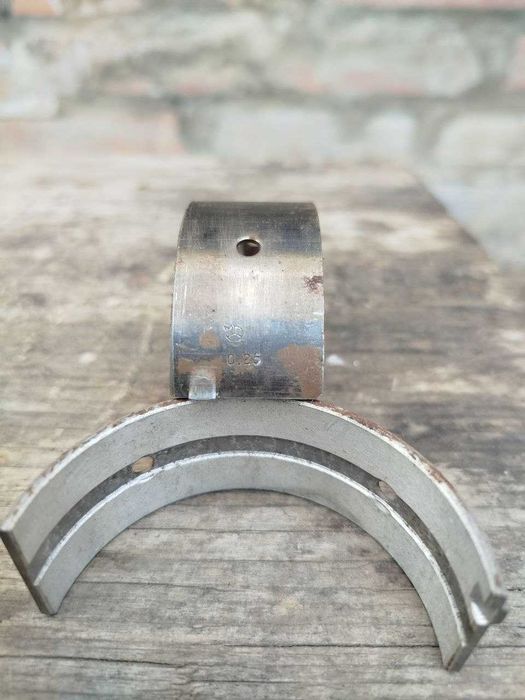 Вкладиші шатунні на Волгу та УАЗ