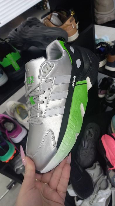 Кросівки опт та роздріб оригінал нові