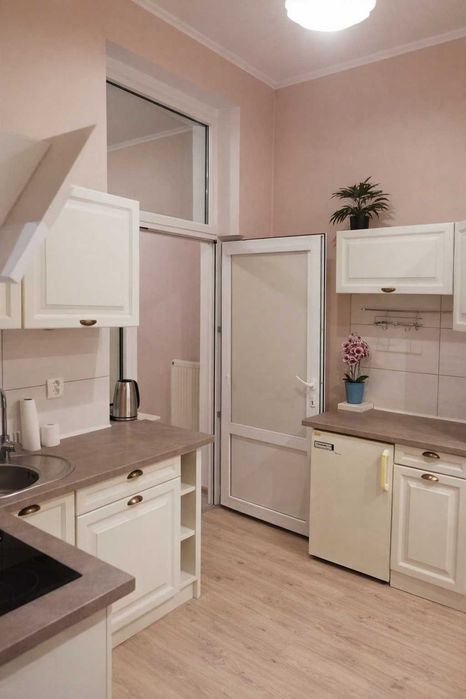 Sopot, 2 pokojowy apartament, taras, parking. Doba 200 zł całość (do 4 osób).