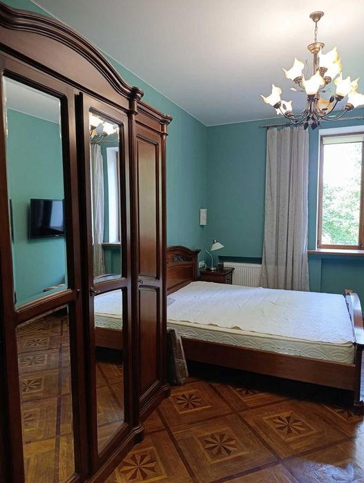 СДАМ  3-ком.  ул. Леонтовича/ М. Арнаутская  с газовым  котлом !