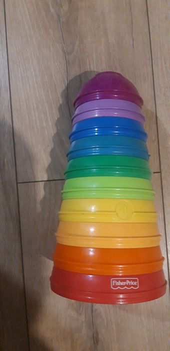 Fisher Price пірамідка, ноутбук, ліхтарик