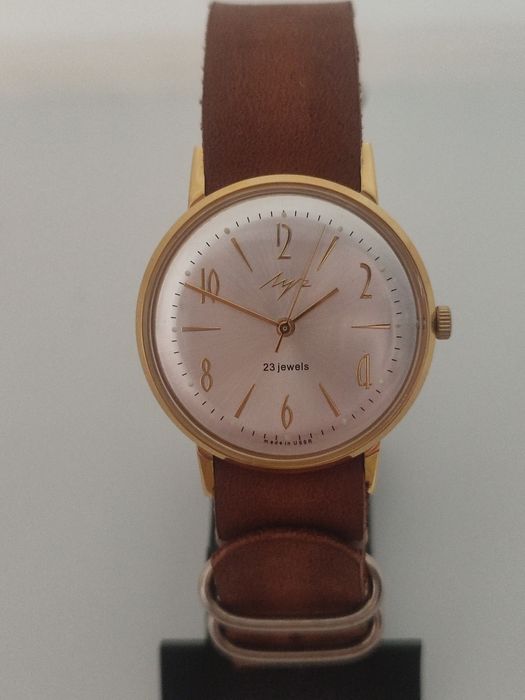 Часы Луч  (Luch)