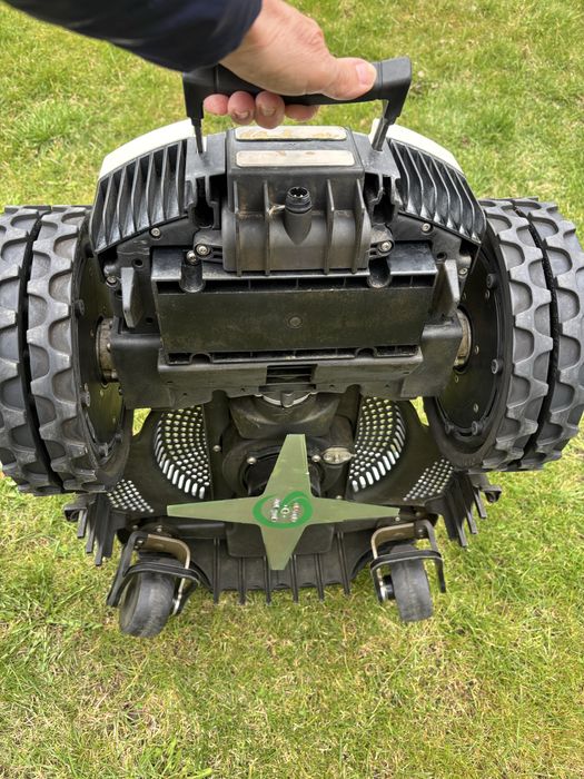 Robot koszący Ambrogio 4.0