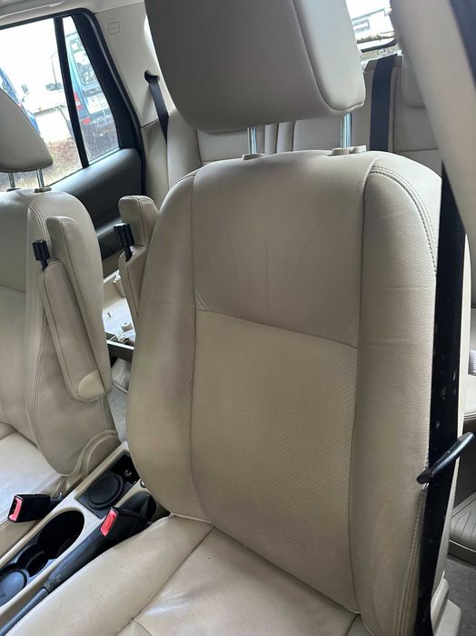 LAnd Rover Freelander 2 bancos bege e forras portas 450€