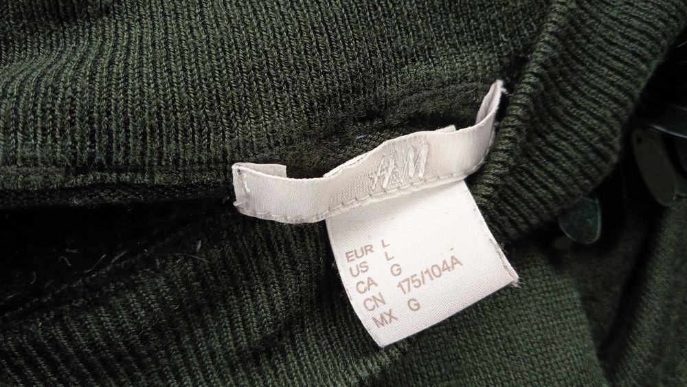 Sweter H&M Zielony Cekiny L 40 Zgniła Zieleń