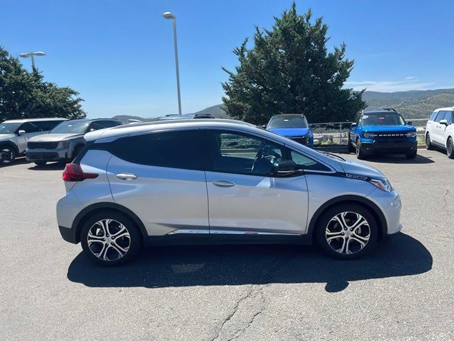 Chevrolet Bolt EV Premier      2021