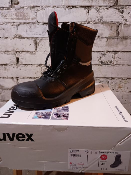Buty trzewiki zimowe ochronne  robocze Uvex Quatro Pro S3 r.43